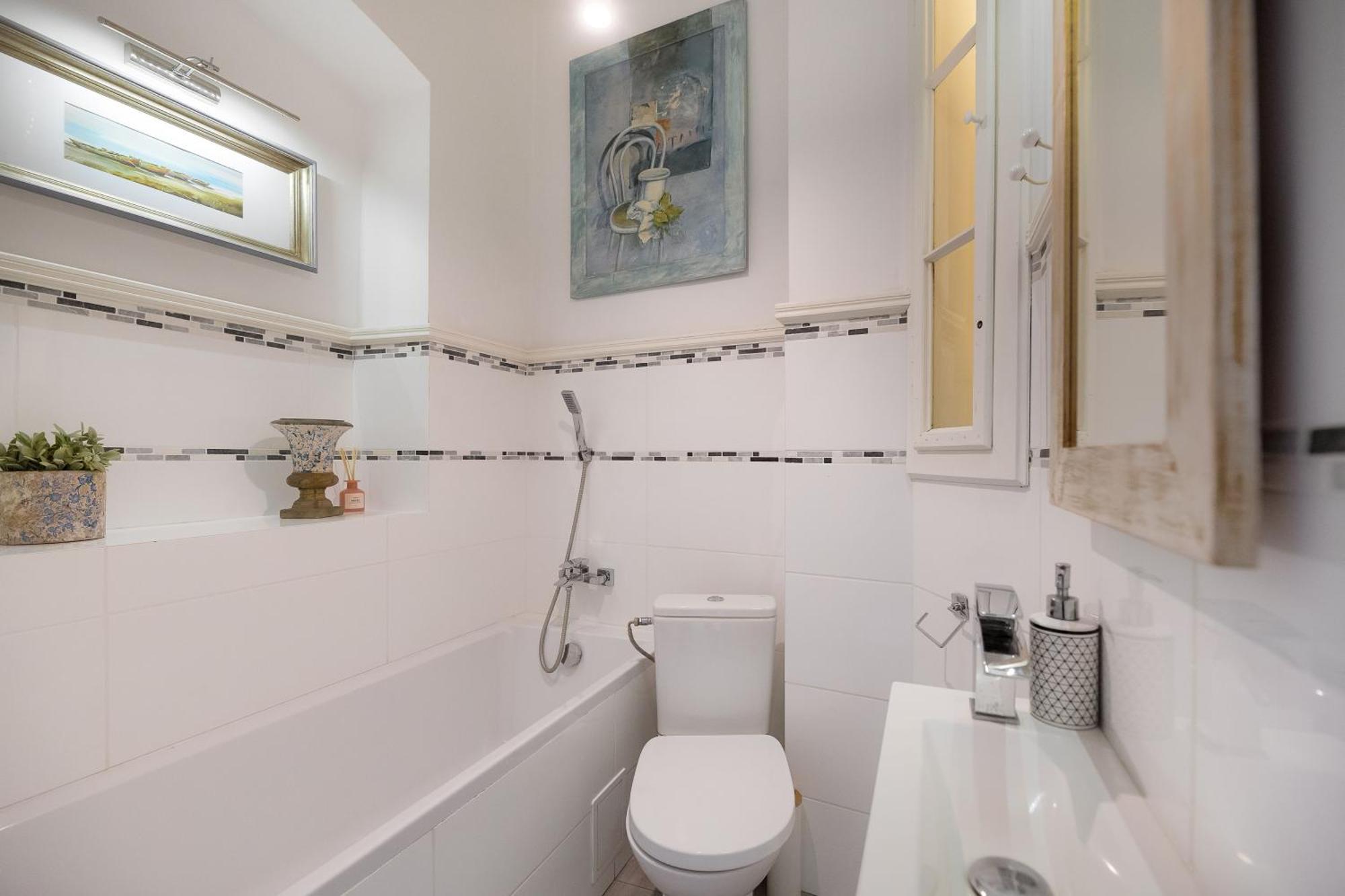 White Provance Apartment Torun Exterior photo